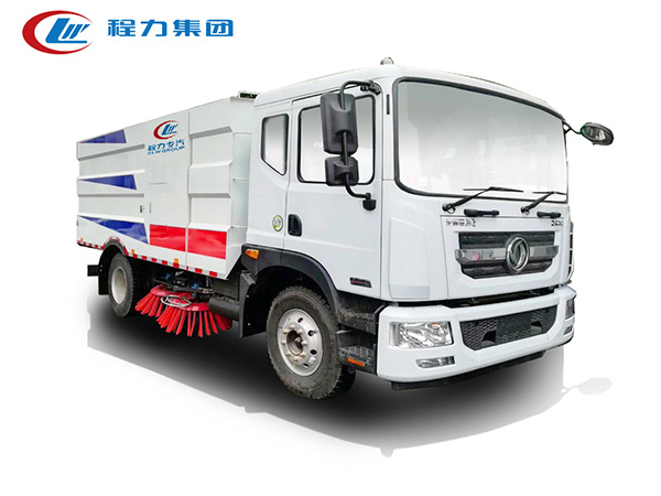 東風D9掃路車